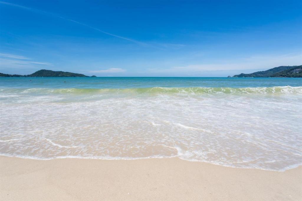 Long Beach Hotel Patong Екстериор снимка