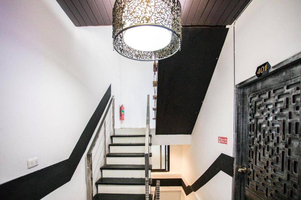 Long Beach Hotel Patong Екстериор снимка