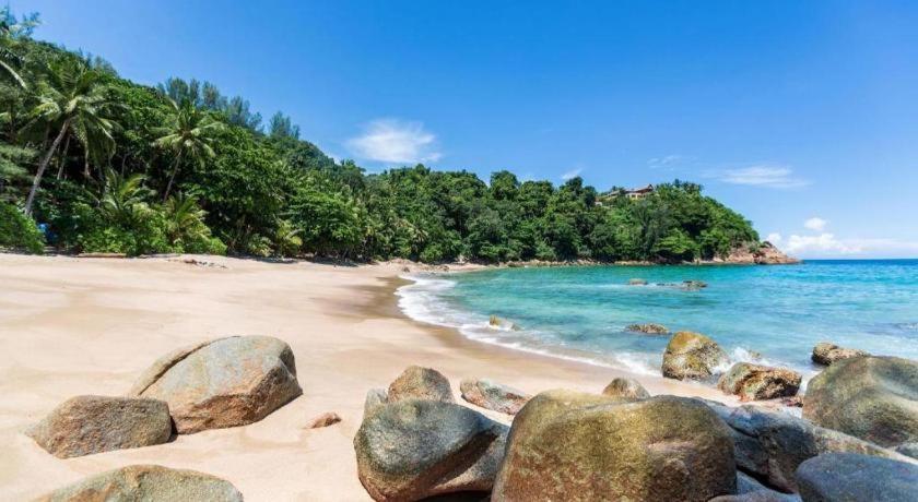 Long Beach Hotel Patong Екстериор снимка